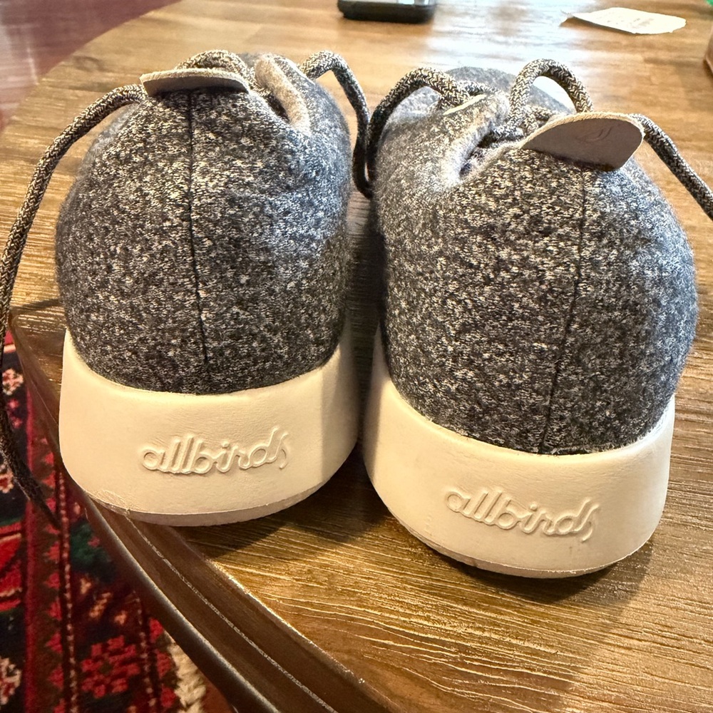allbirds Women's Gray Wool Running Sneakers - Picture 2 of 4
